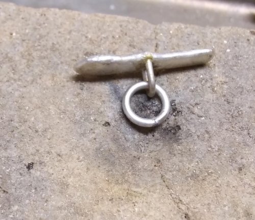 Judy Larson's Argentium Silver Scrap Chain - , Contemporary Wire Jewelry, Making Chain, Chain Making , Butane Torch, Soldering, Solder, Add a ring to the T-bar and solder it closed.